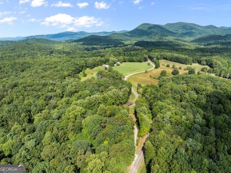5013 Porter Springs Road Dahlonega GA 30533