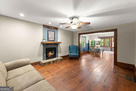 5013 Porter Springs Road Dahlonega GA 30533