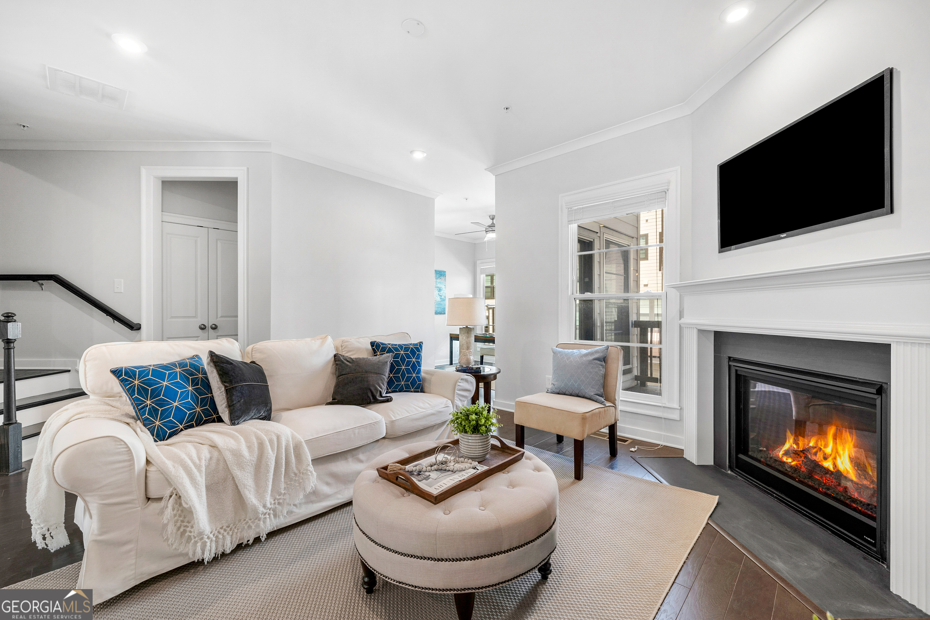 552 Ember Lane NW Atlanta GA 30318