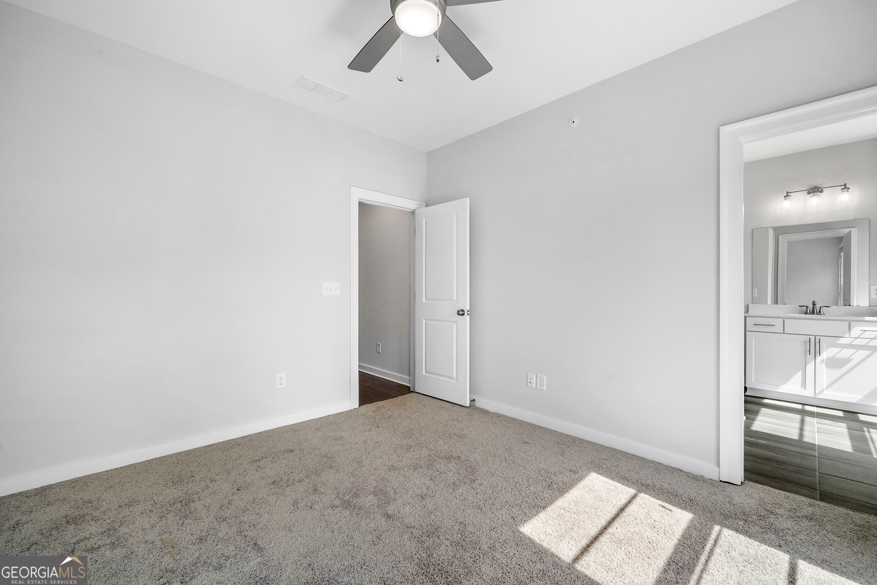 552 Ember Lane NW Atlanta GA 30318