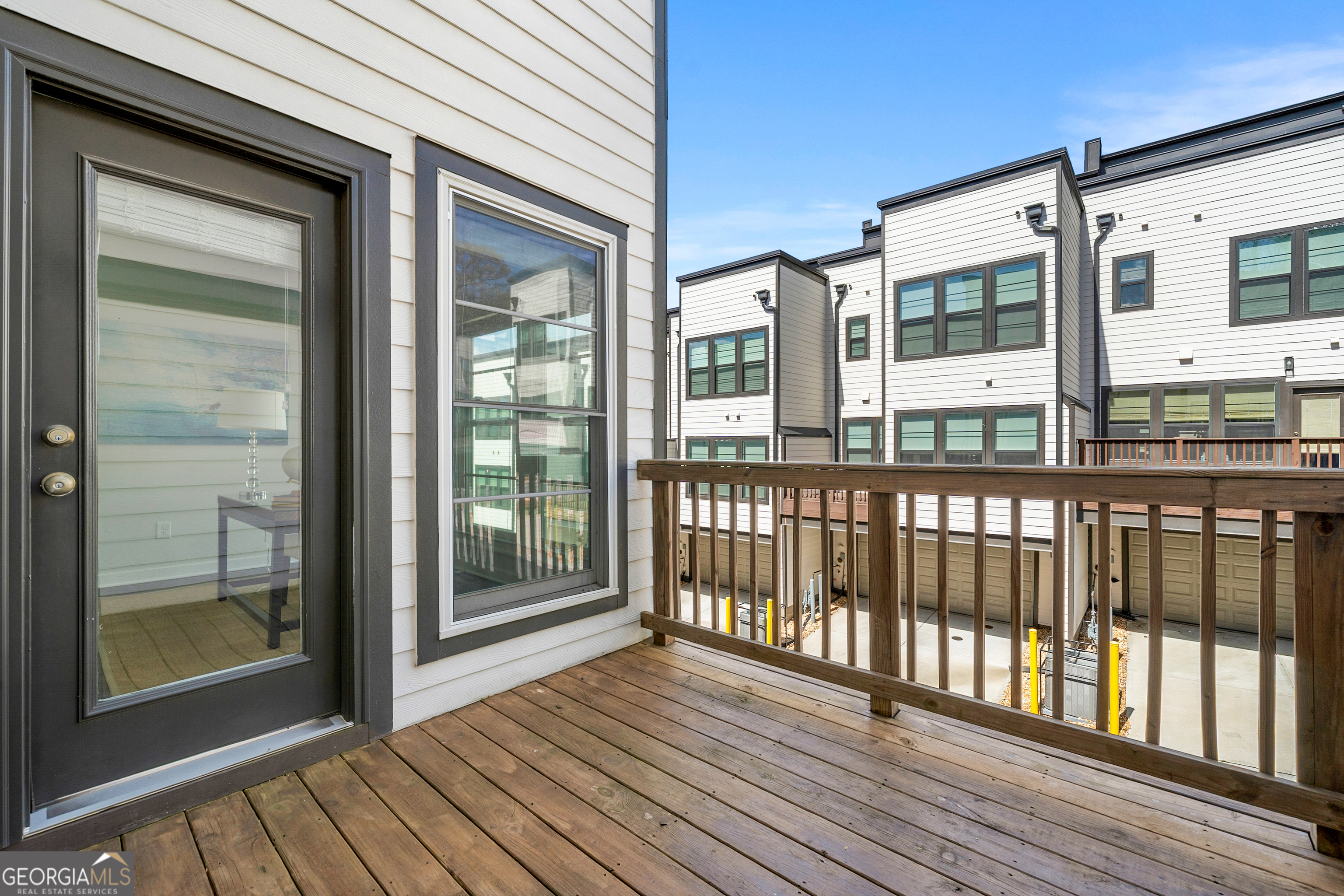 552 Ember Lane NW Atlanta GA 30318