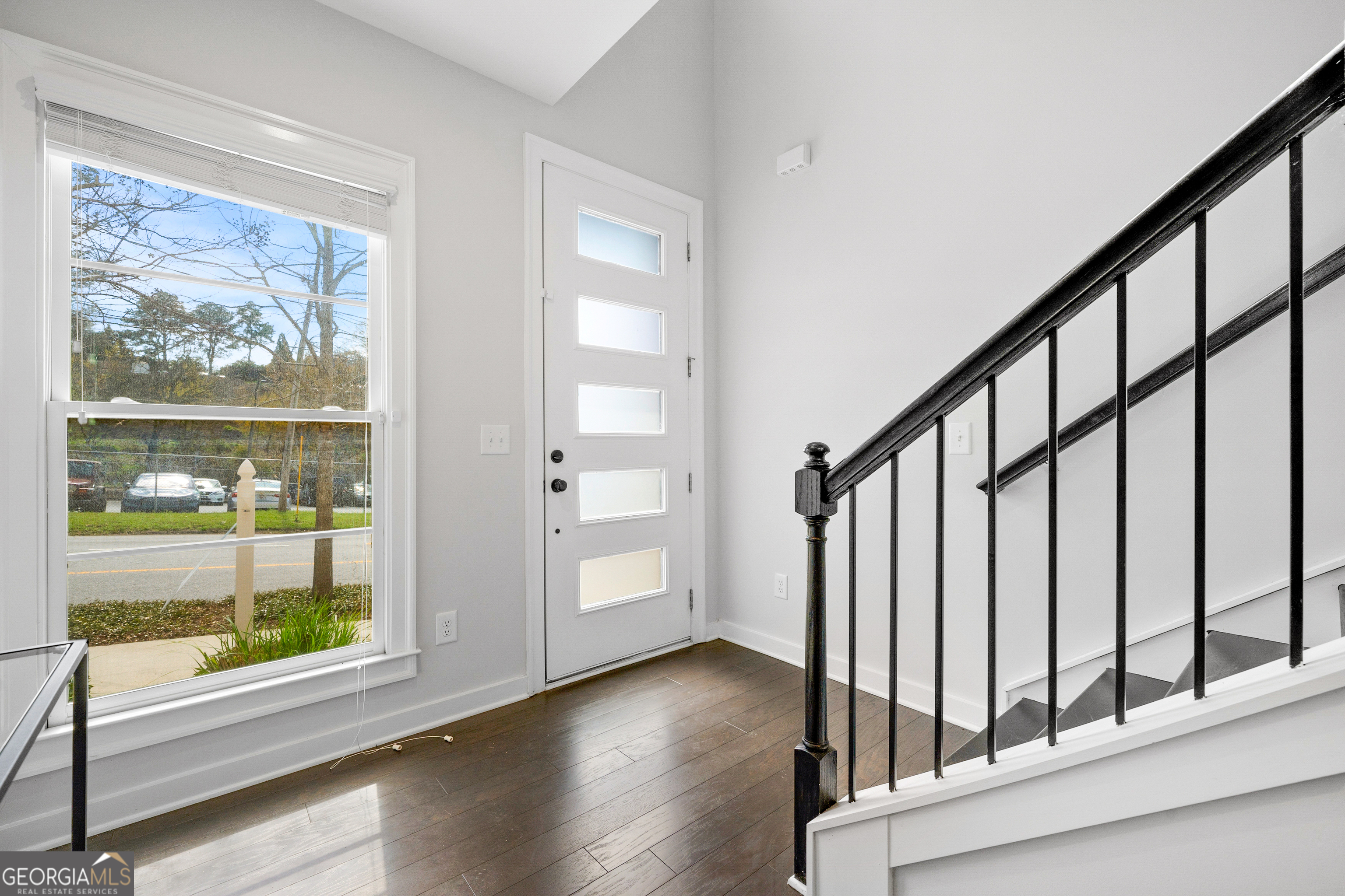 552 Ember Lane NW Atlanta GA 30318