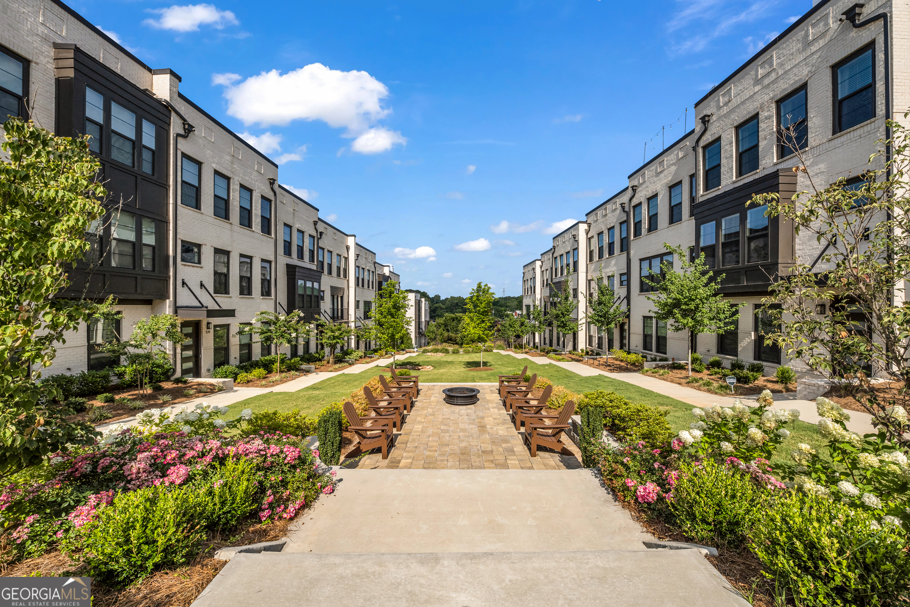 552 Ember Lane NW Atlanta GA 30318