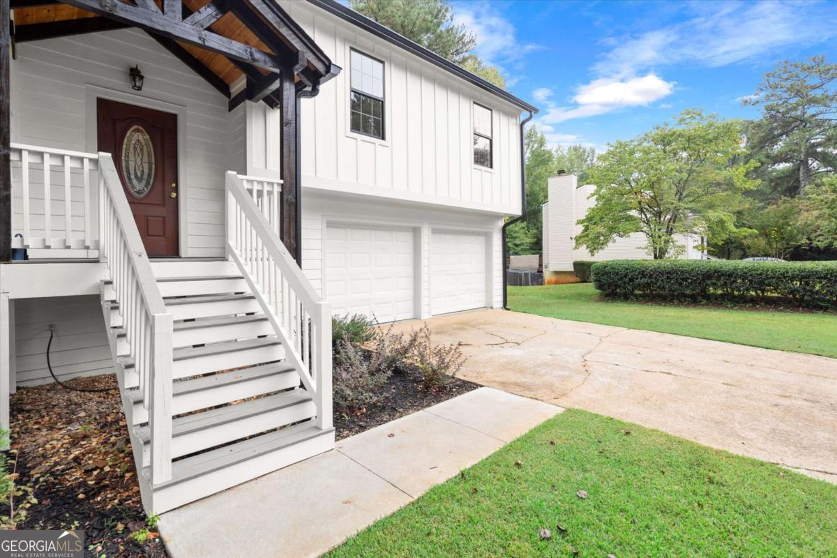 485 Sheringham Court Roswell GA 30076