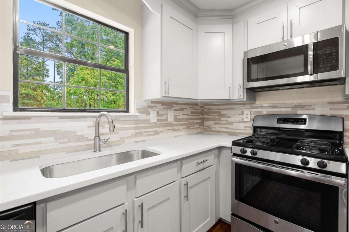 485 Sheringham Court Roswell GA 30076