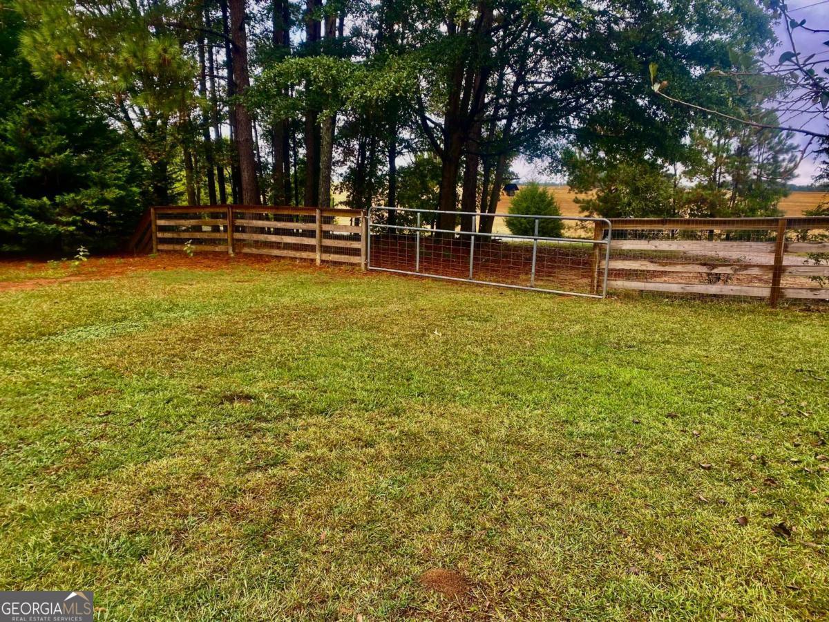290 Poplar Creek Road Stephens GA 30667
