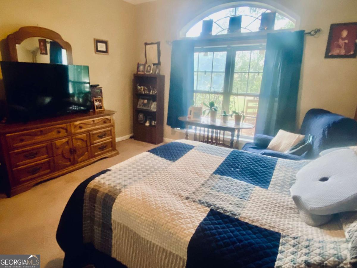 290 Poplar Creek Road Stephens GA 30667