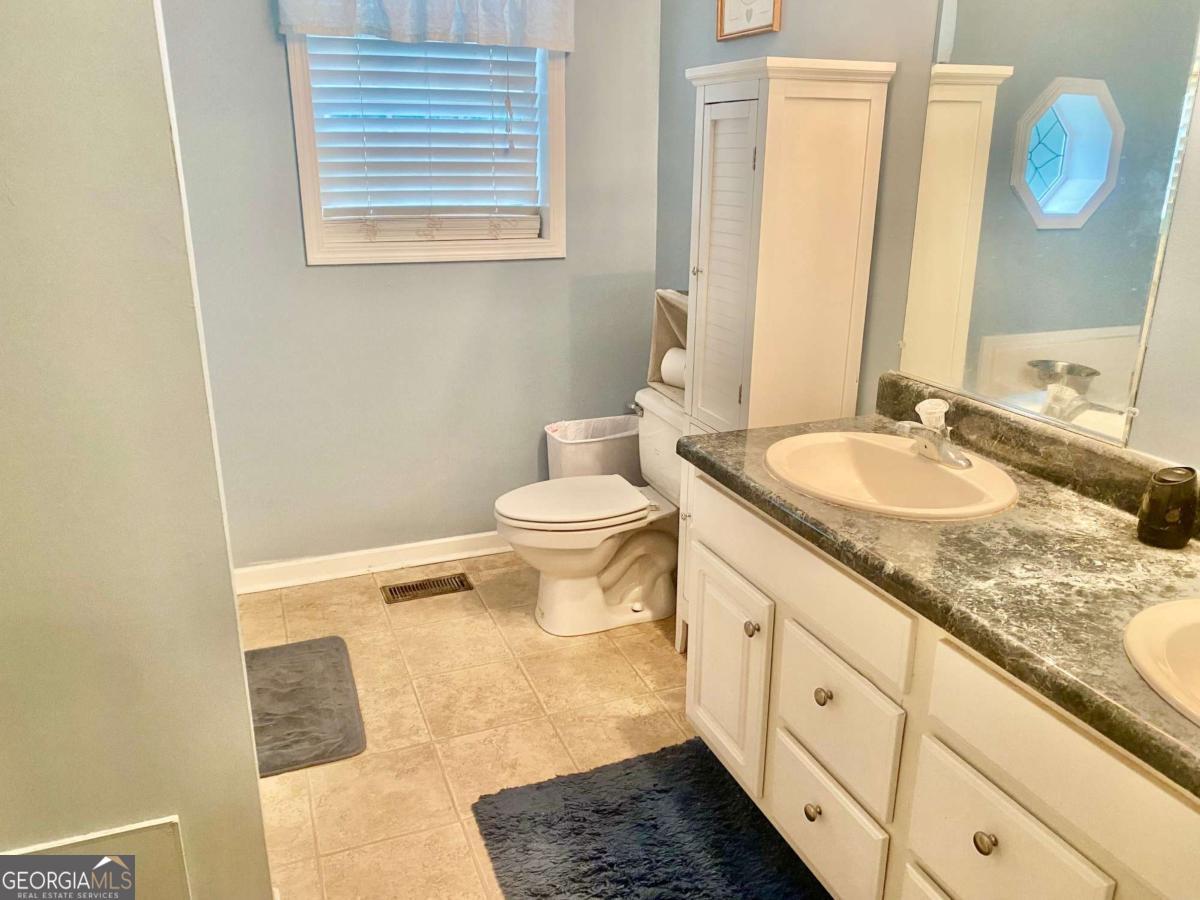 290 Poplar Creek Road Stephens GA 30667