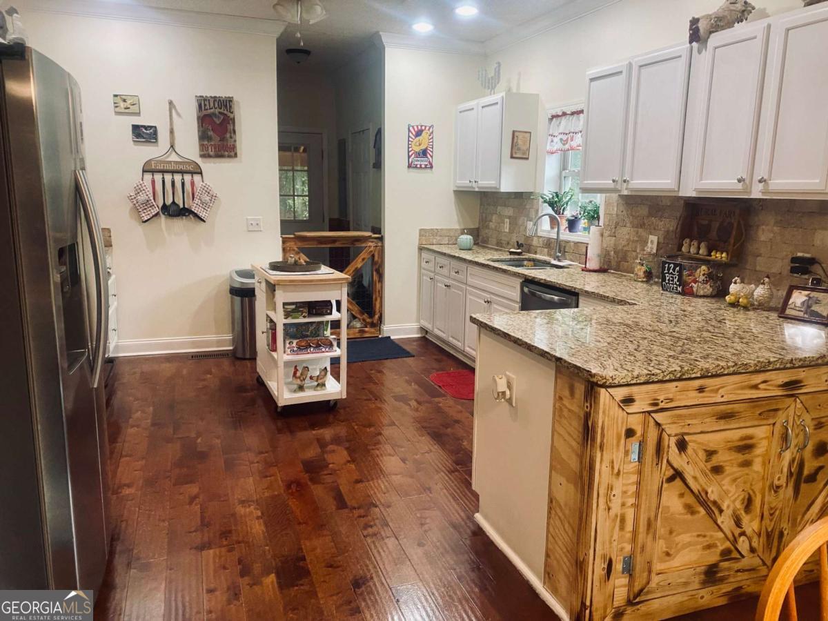 290 Poplar Creek Road Stephens GA 30667
