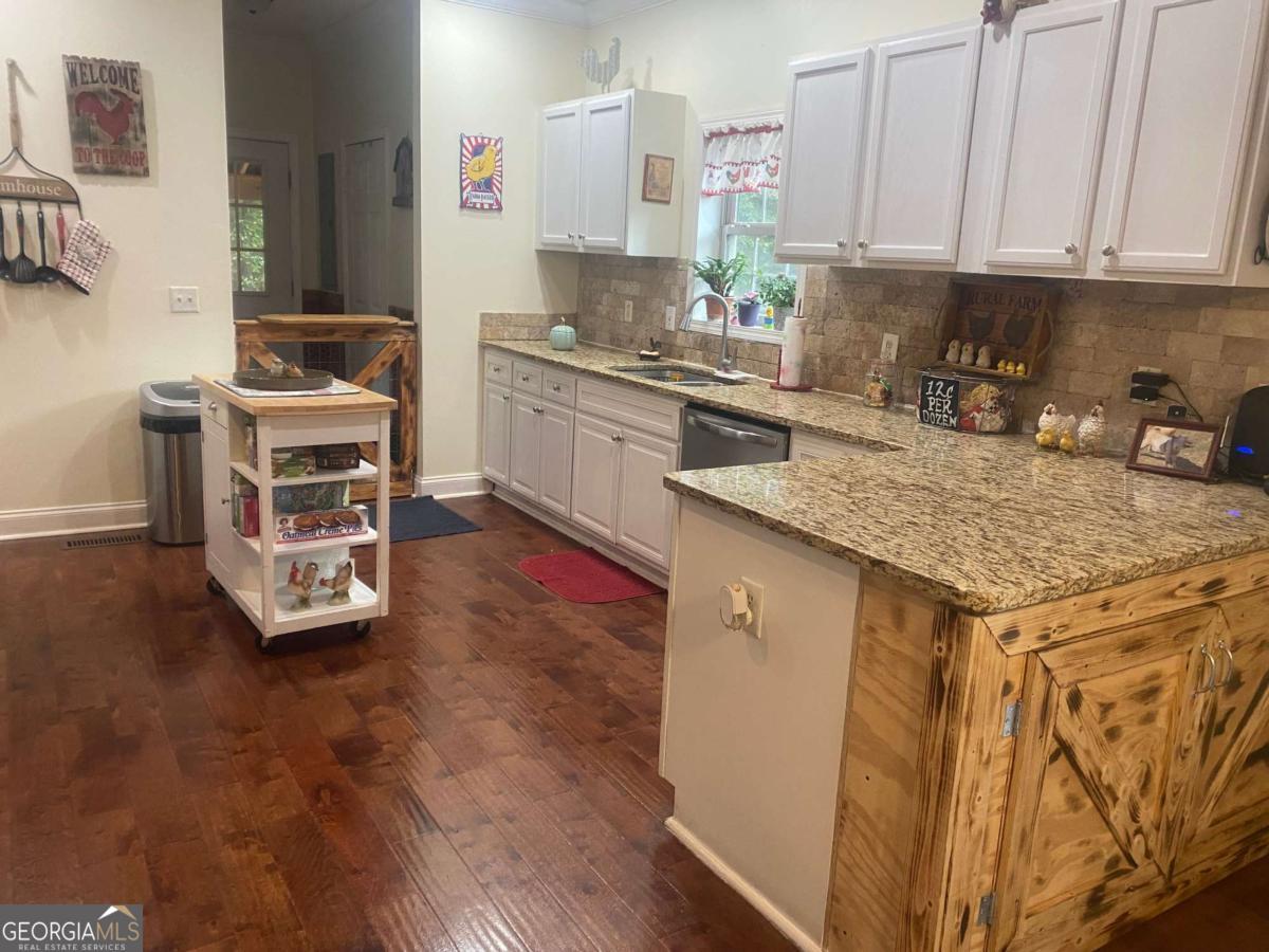 290 Poplar Creek Road Stephens GA 30667