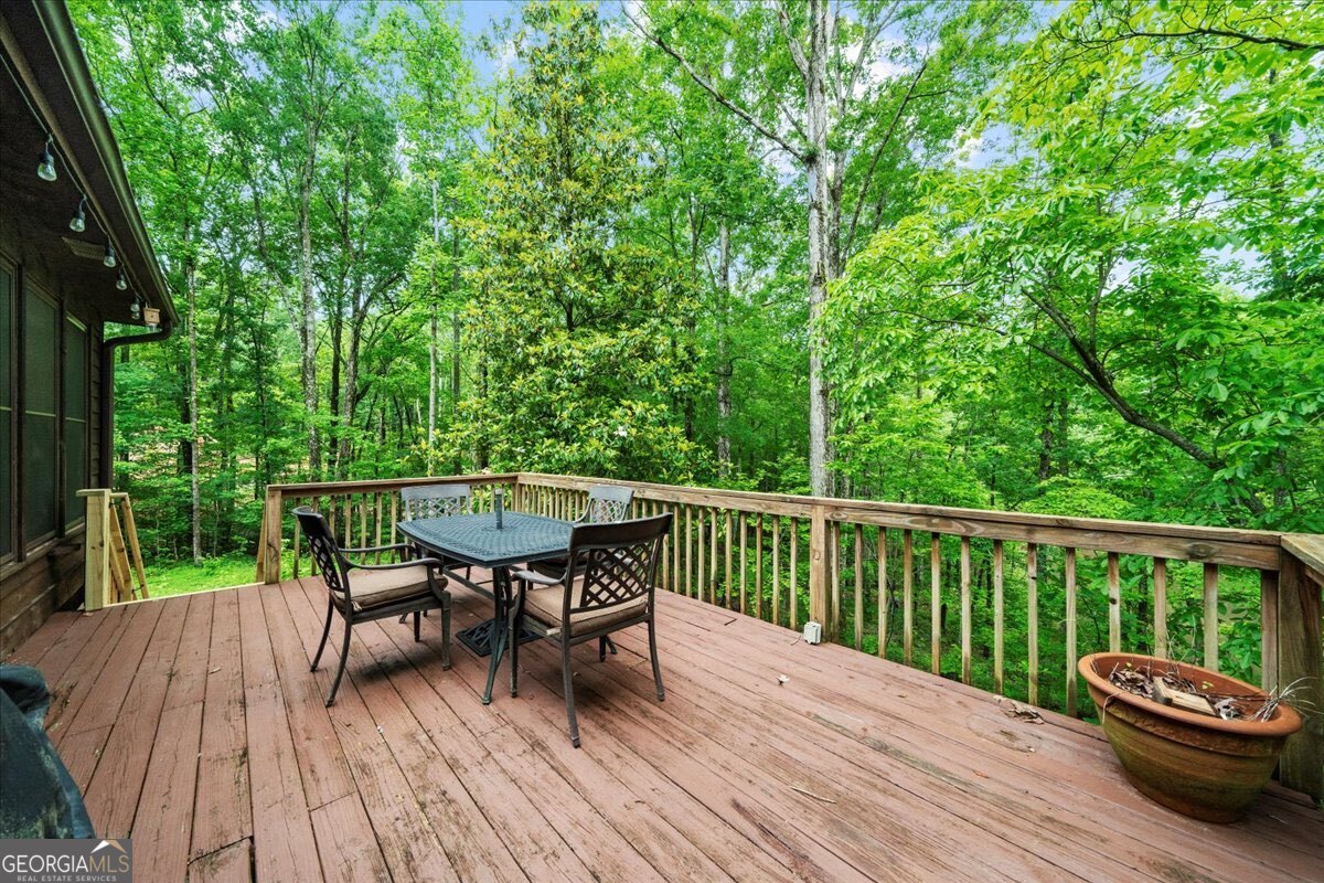15 Bailey Street Whitesburg GA 30185