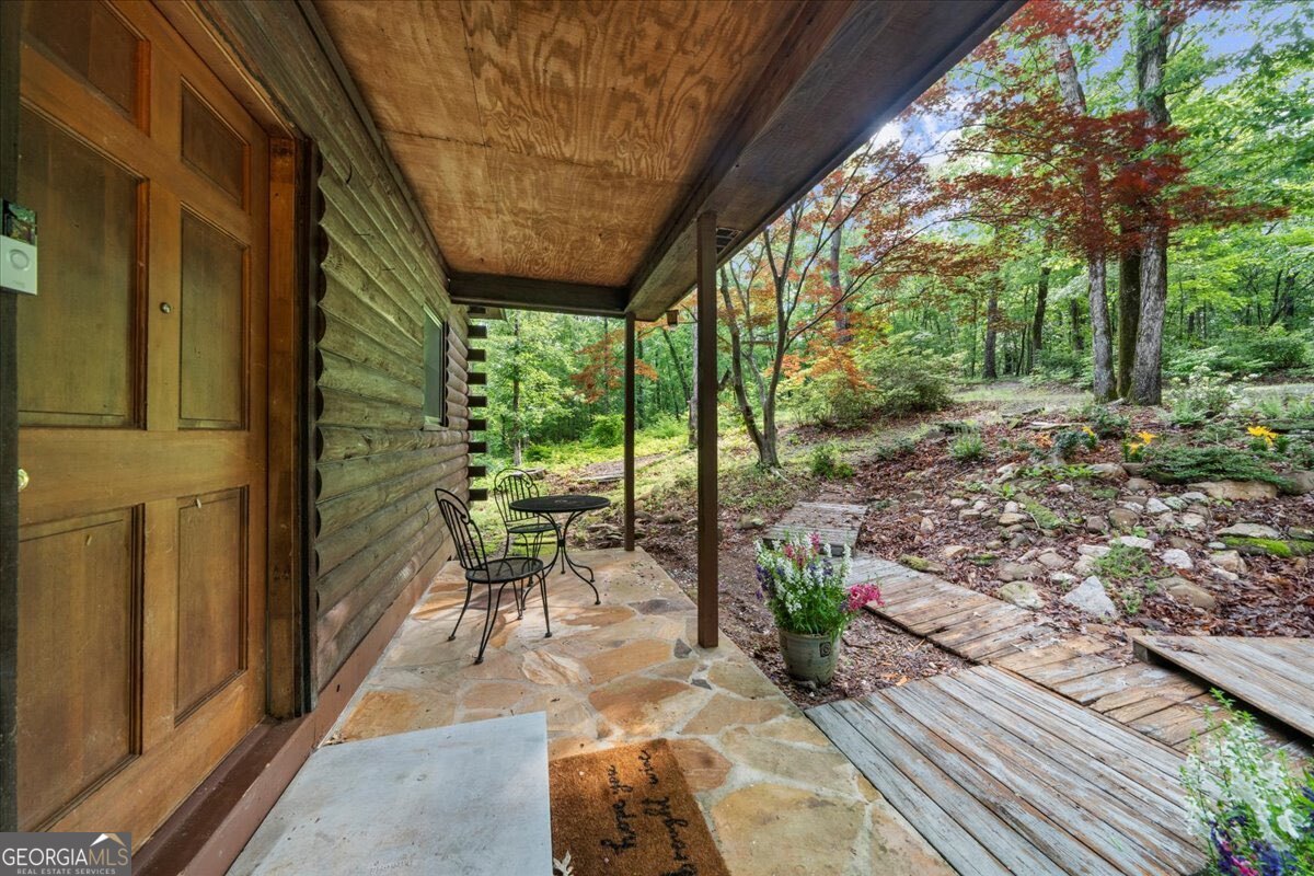 15 Bailey Street Whitesburg GA 30185