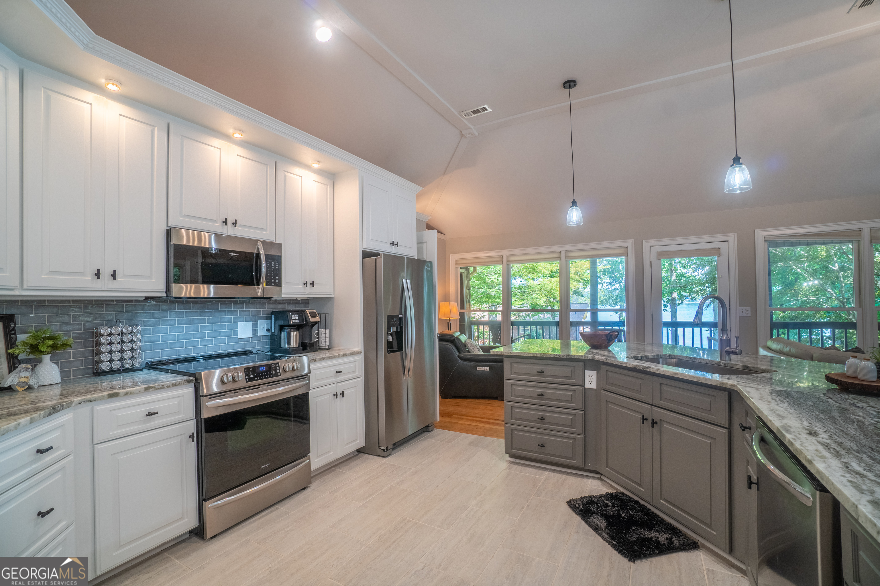 313 Omega Way Hiawassee GA 30546
