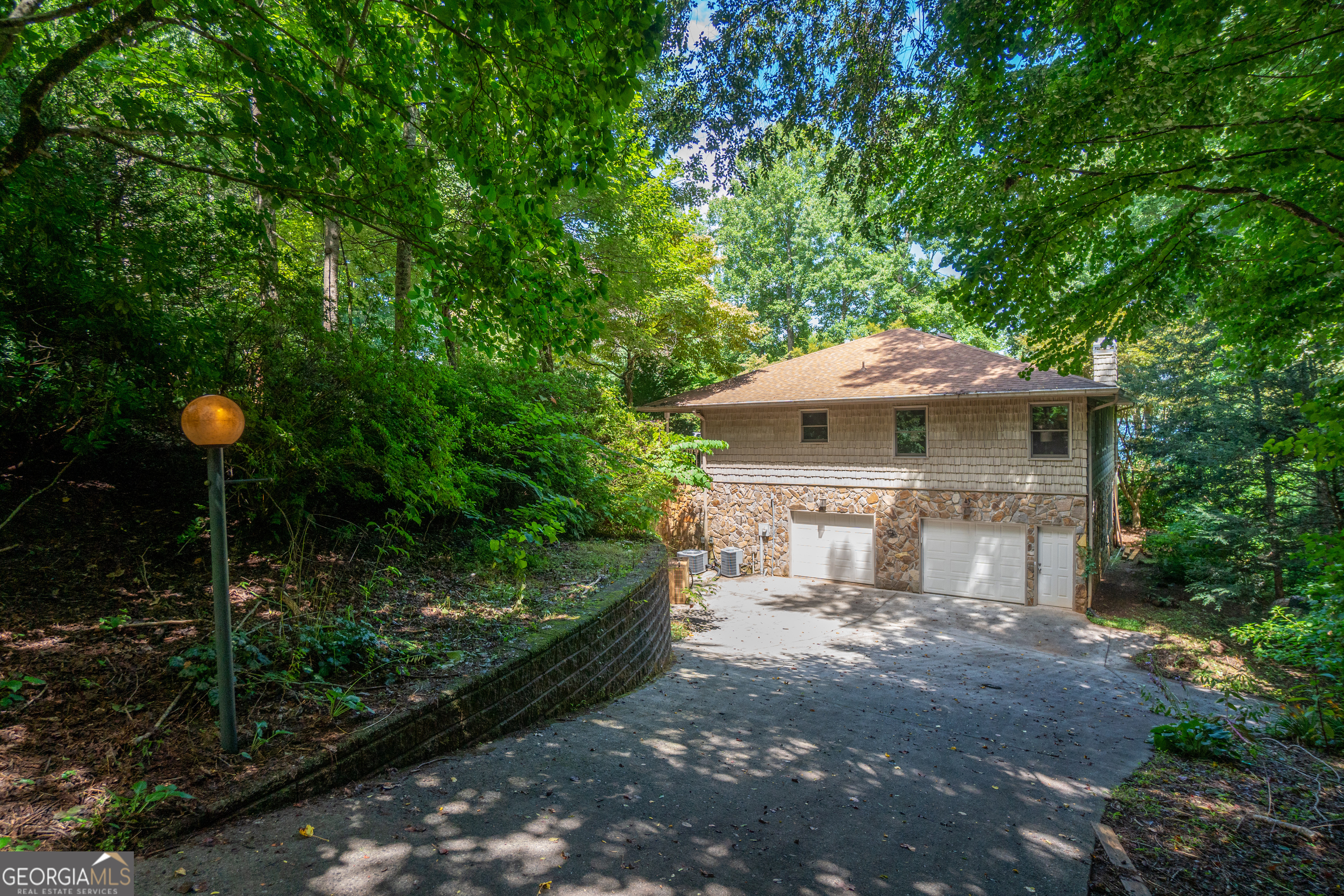 313 Omega Way Hiawassee GA 30546