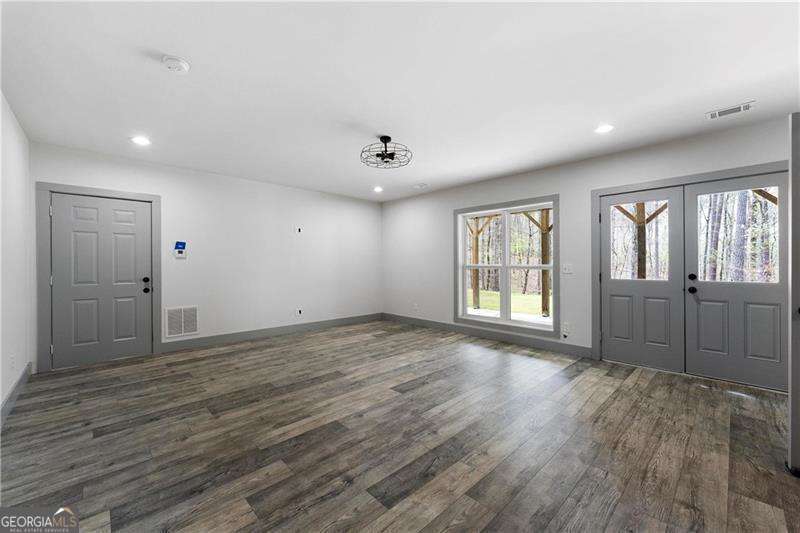 401 Blossom Trail Acworth GA 30101