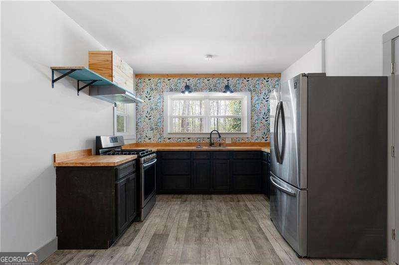 401 Blossom Trail Acworth GA 30101