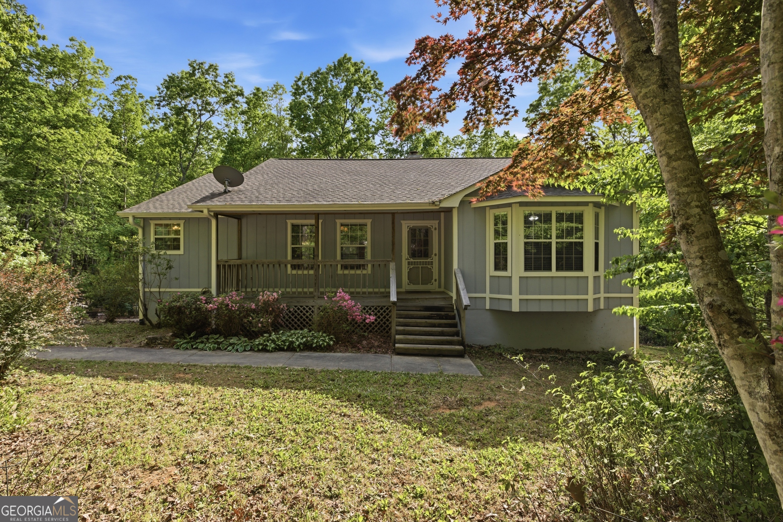 47 Terrys Place Cleveland GA 30528