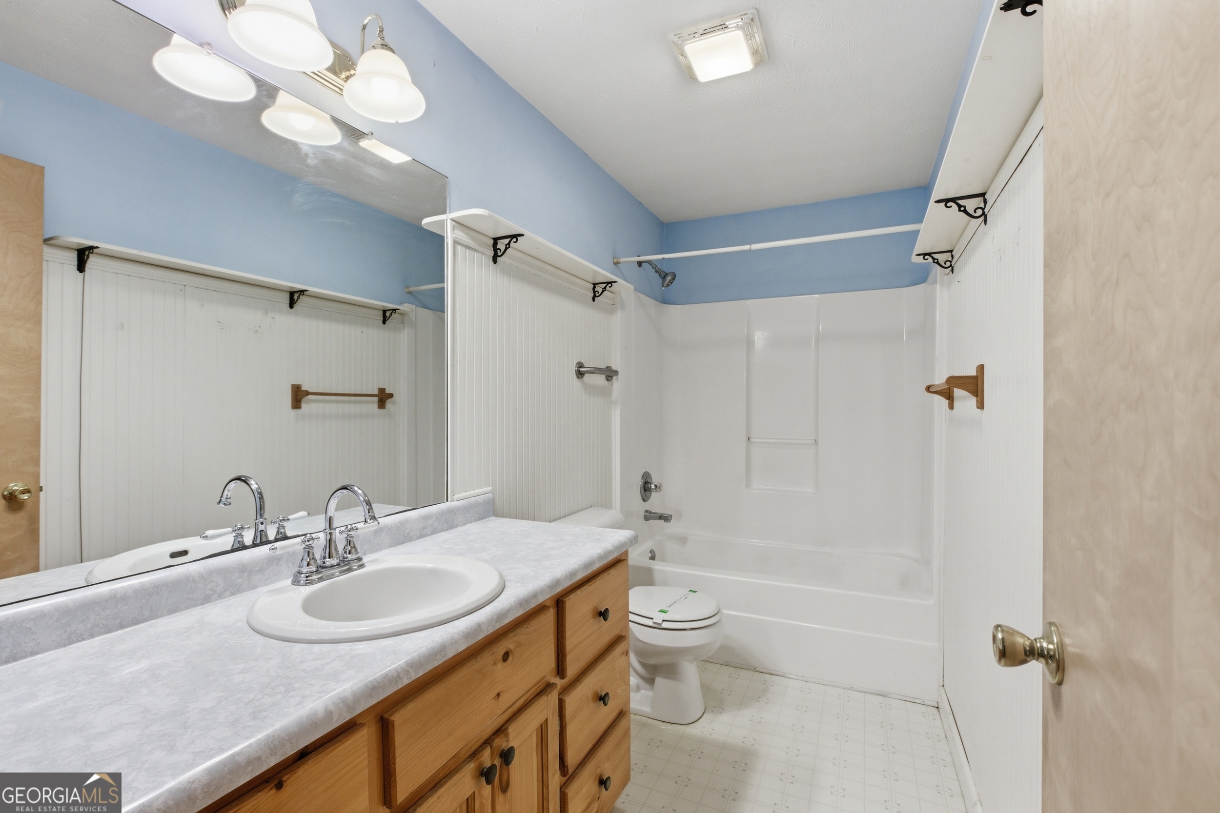 47 Terrys Place Cleveland GA 30528