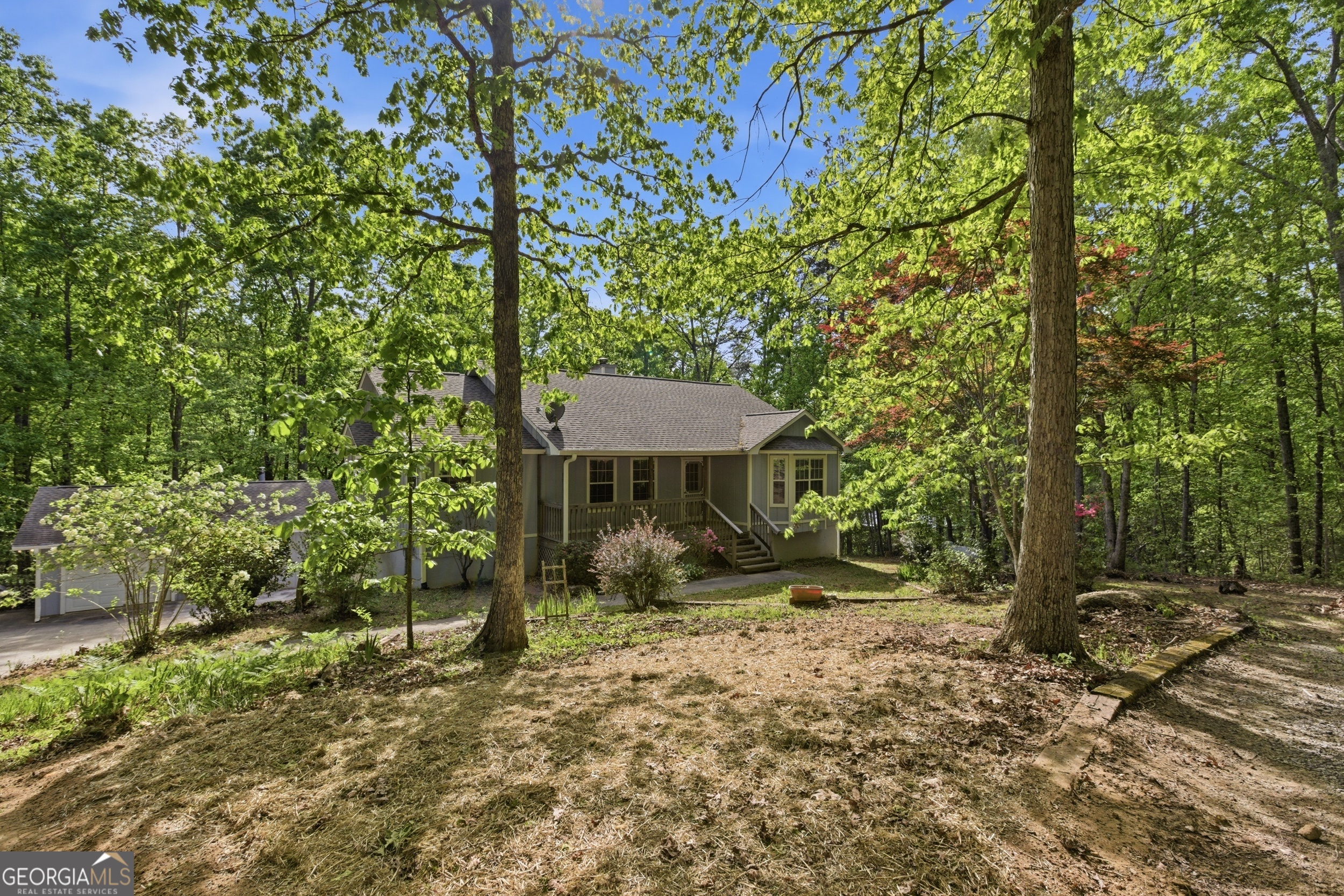 47 Terrys Place Cleveland GA 30528