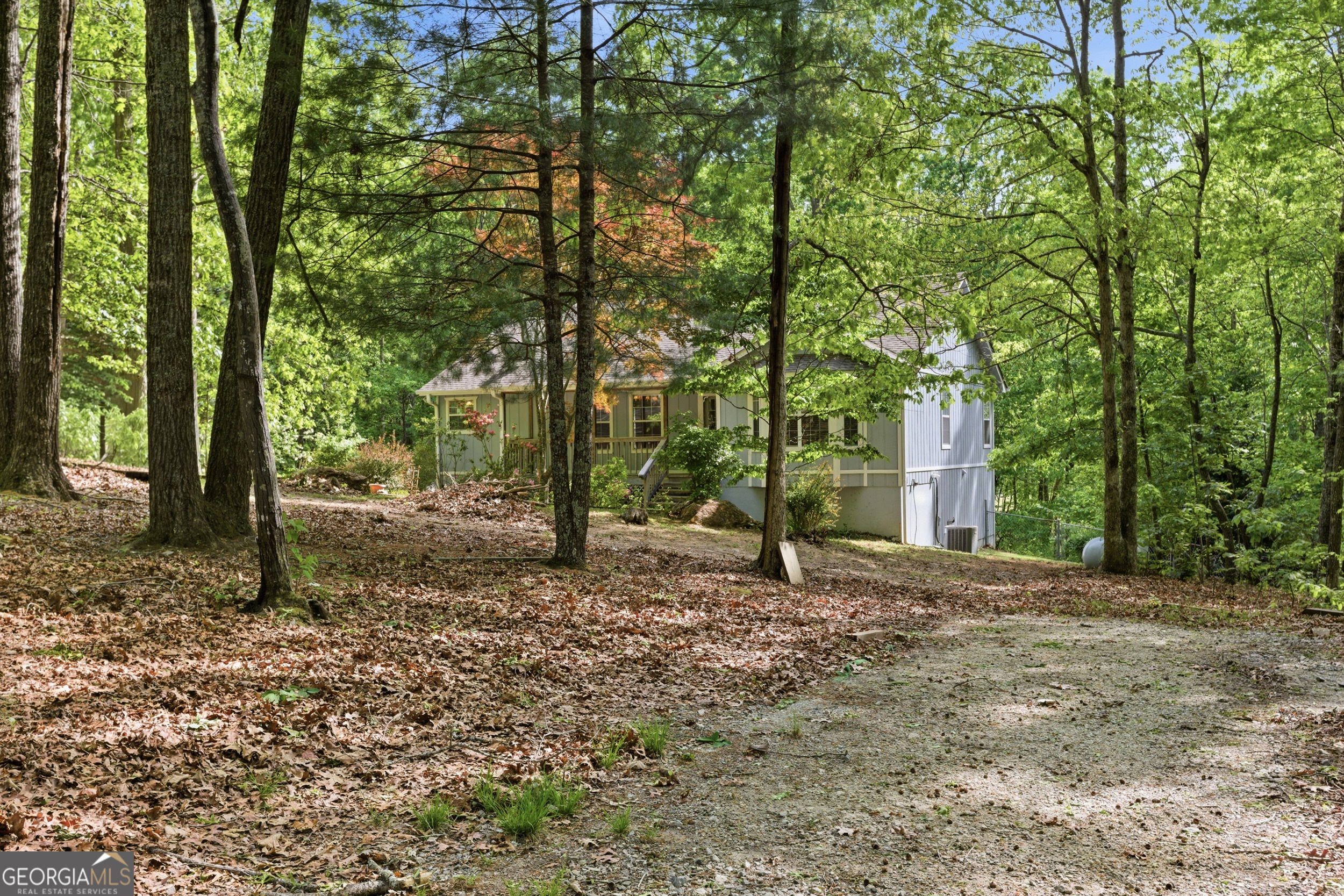 47 Terrys Place Cleveland GA 30528