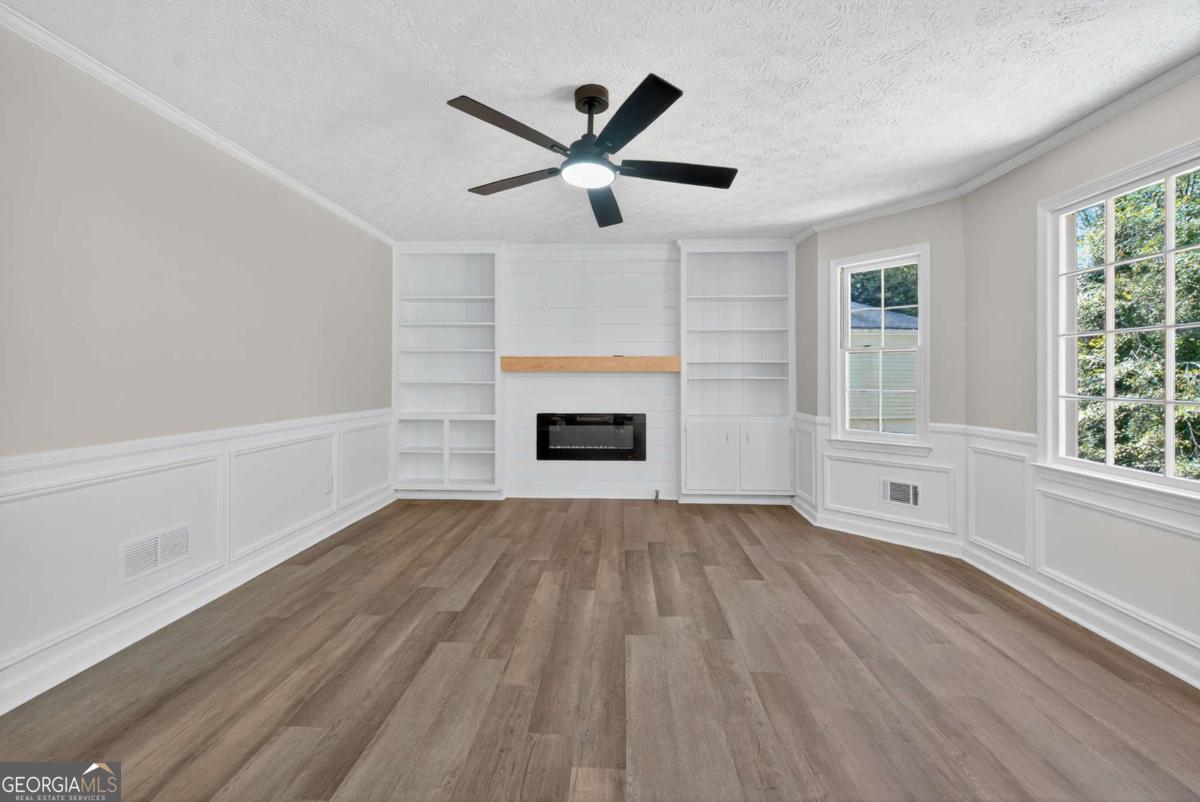 1559 Fieldgreen Overlook Stone Mountain GA 30088