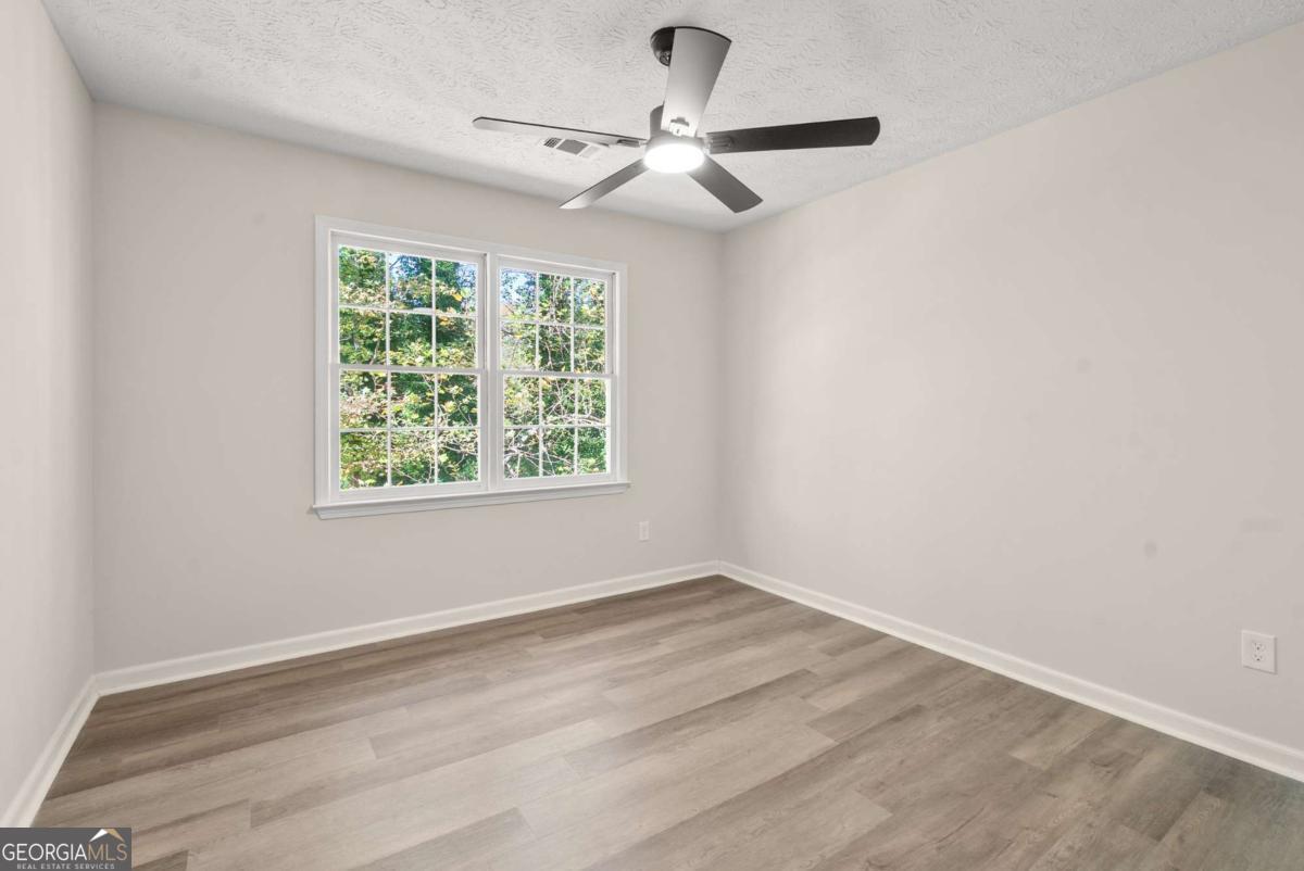 1559 Fieldgreen Overlook Stone Mountain GA 30088