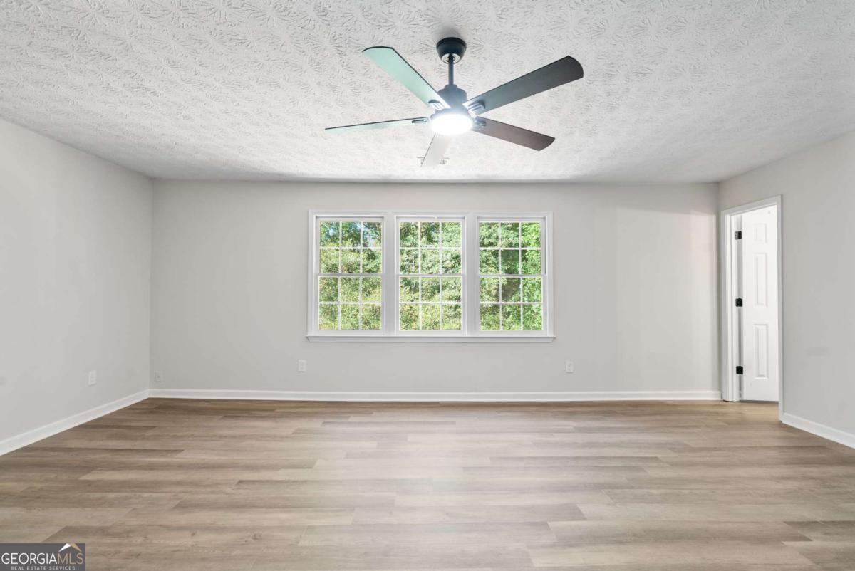1559 Fieldgreen Overlook Stone Mountain GA 30088