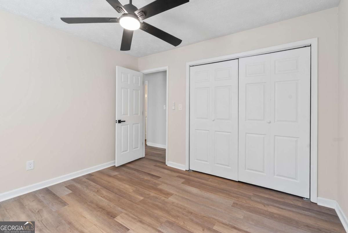 1559 Fieldgreen Overlook Stone Mountain GA 30088
