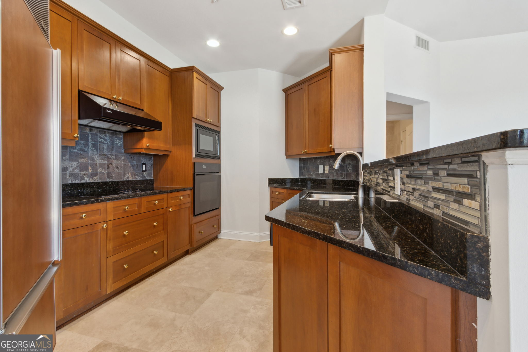 2828 Peachtree Road NE Atlanta GA 30305