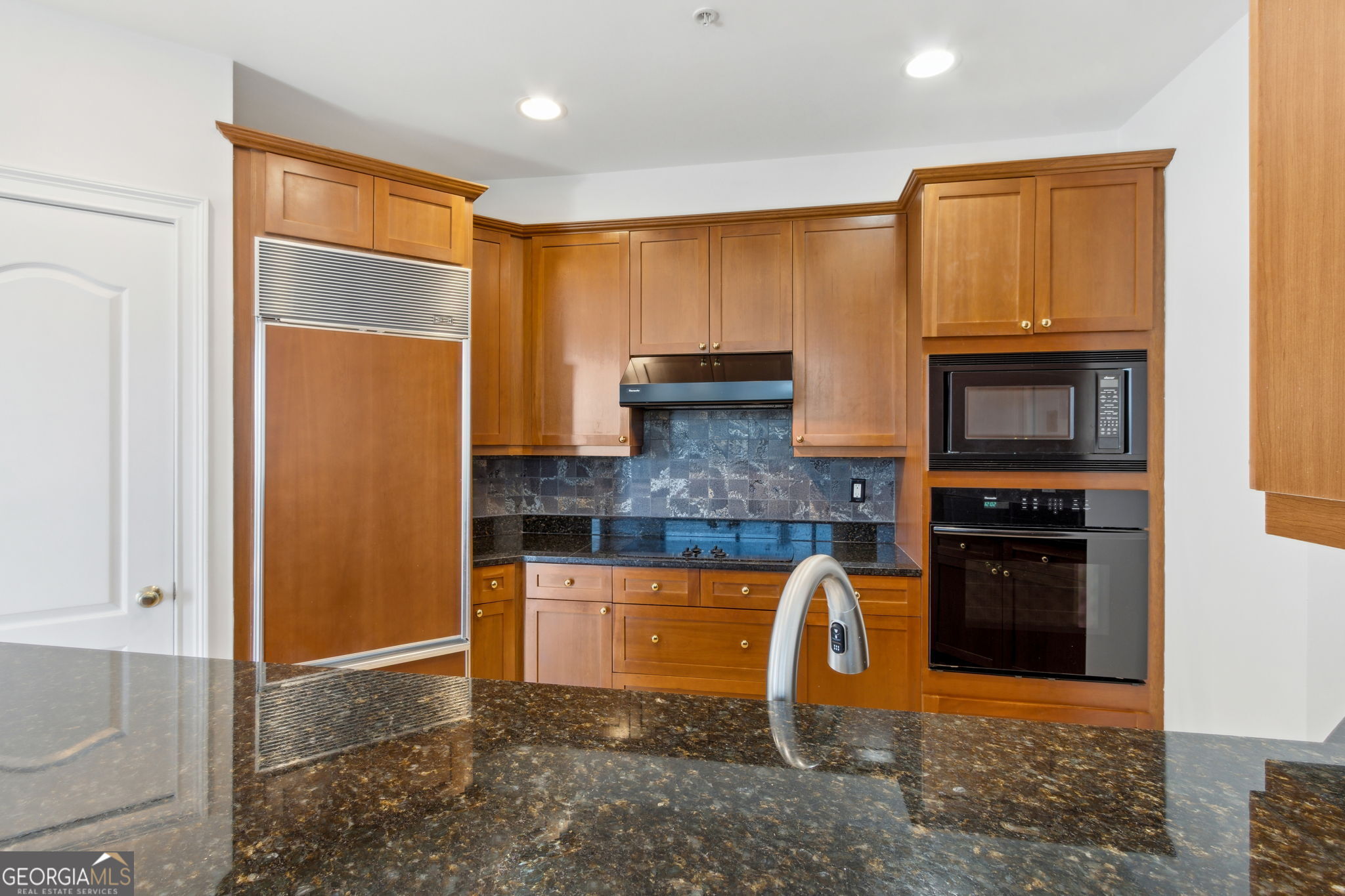 2828 Peachtree Road NE Atlanta GA 30305
