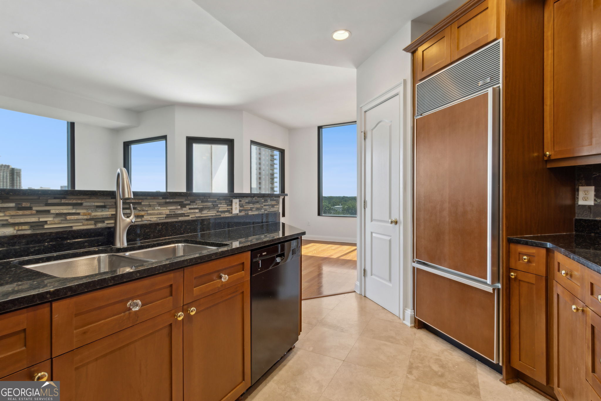 2828 Peachtree Road NE Atlanta GA 30305