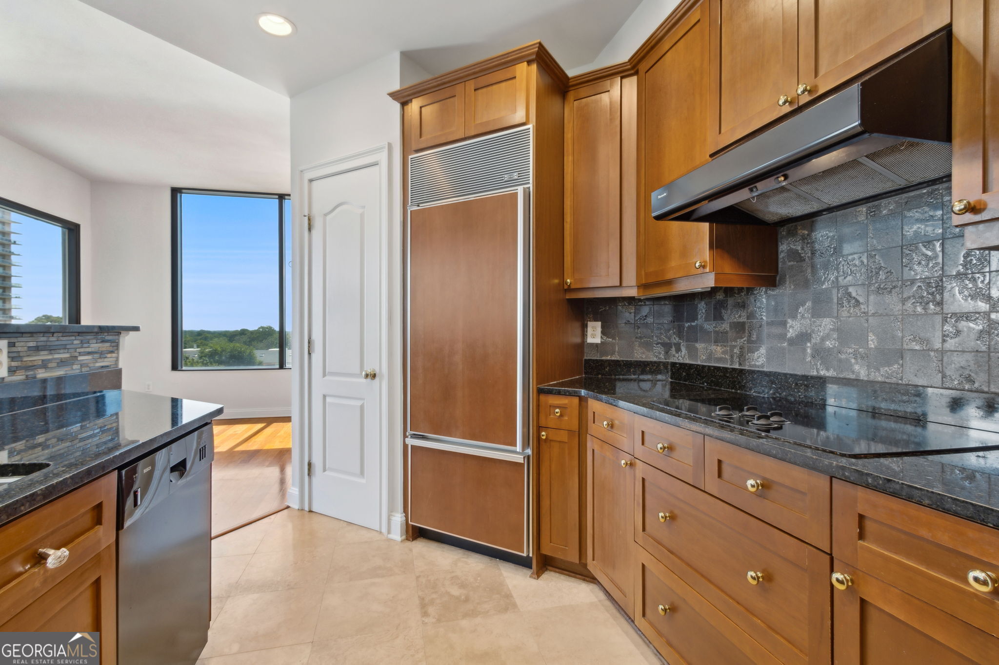 2828 Peachtree Road NE Atlanta GA 30305