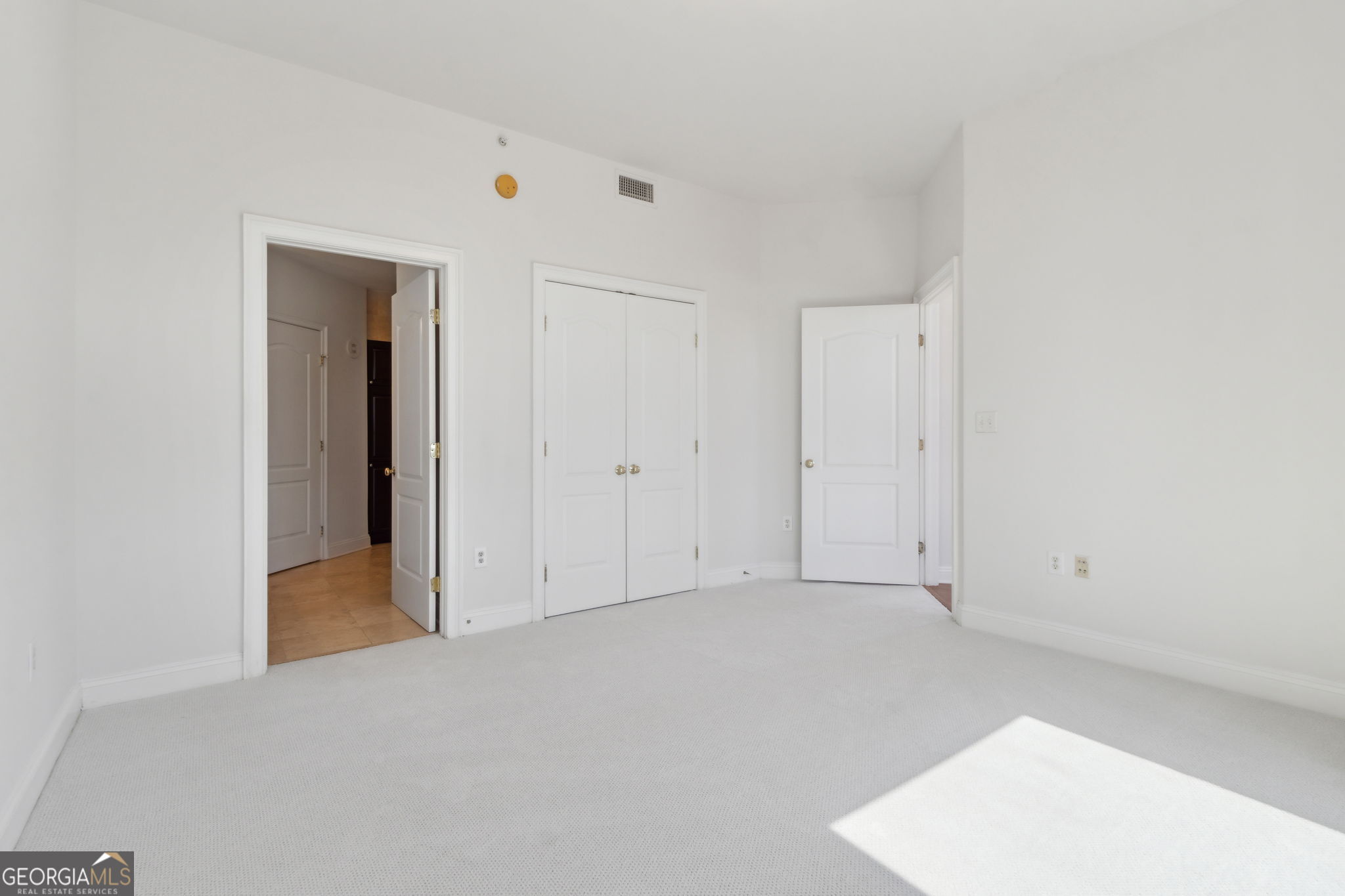 2828 Peachtree Road NE Atlanta GA 30305