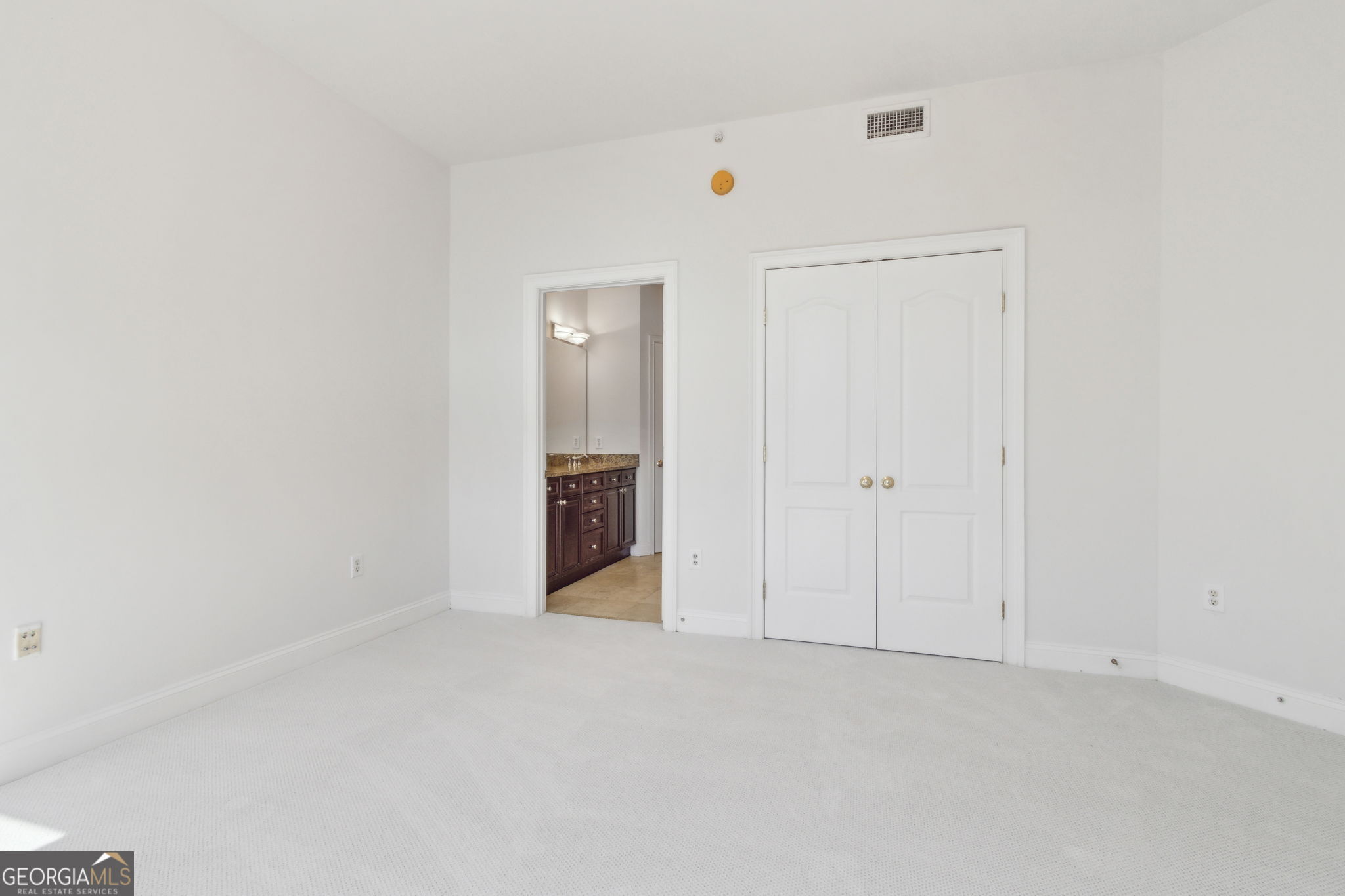 2828 Peachtree Road NE Atlanta GA 30305