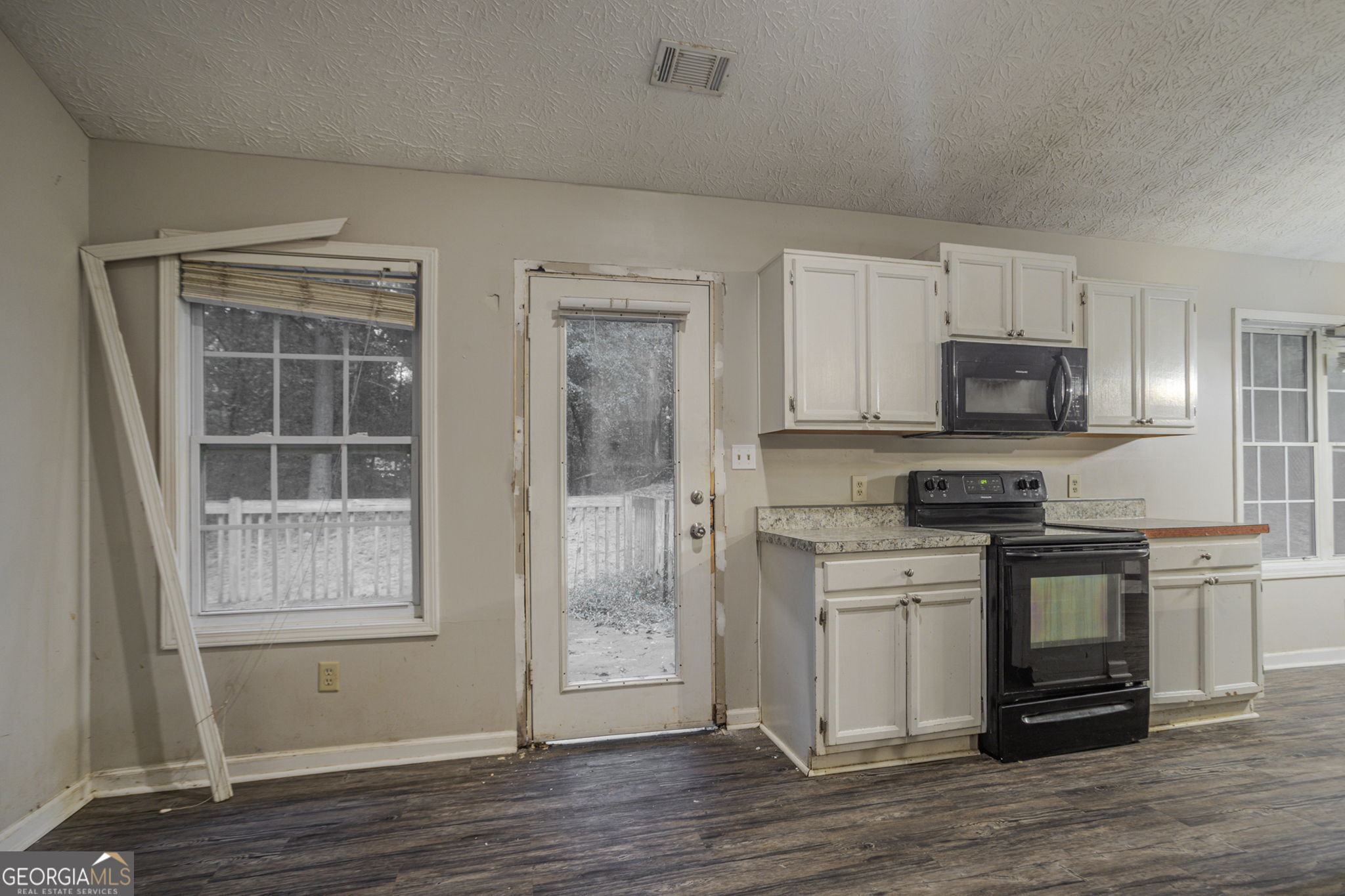 1236 Cabots Drive Auburn GA 30011