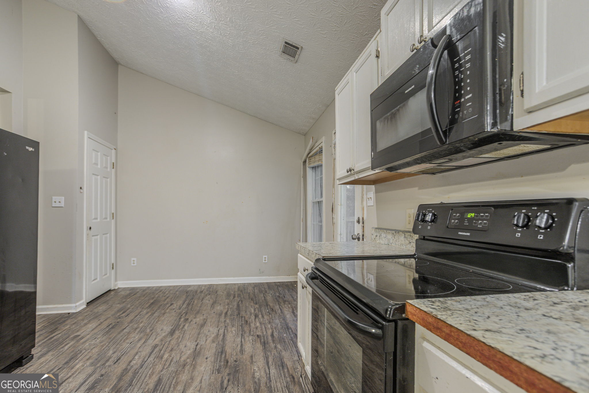 1236 Cabots Drive Auburn GA 30011