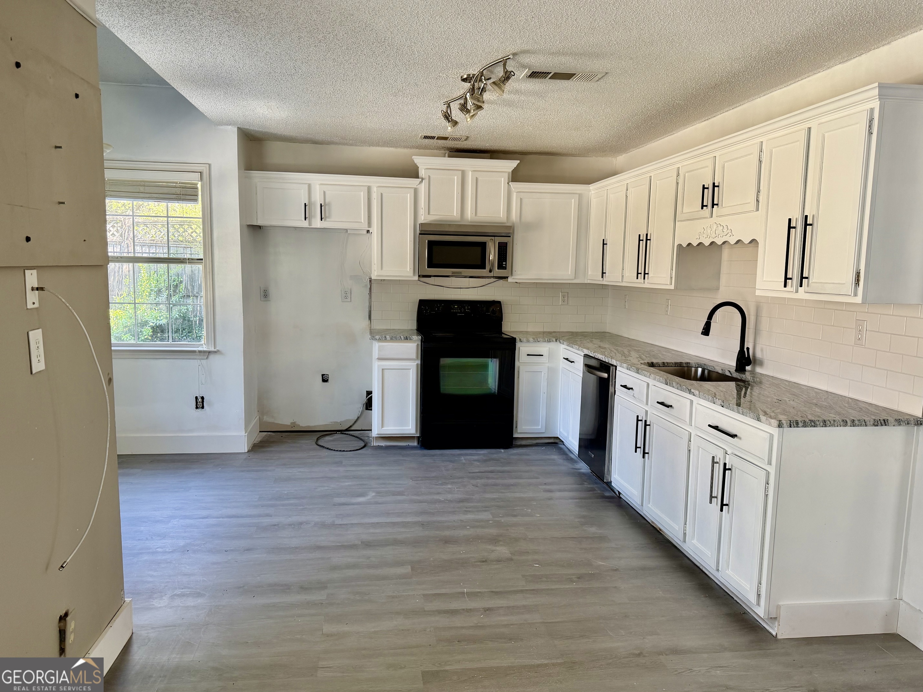 5970 King Way Walk Lithonia GA 30058