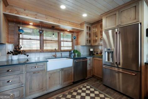 17 Little Hendricks Point Jasper GA 30143