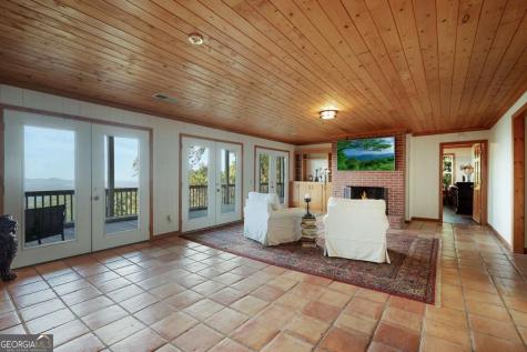 17 Little Hendricks Point Jasper GA 30143