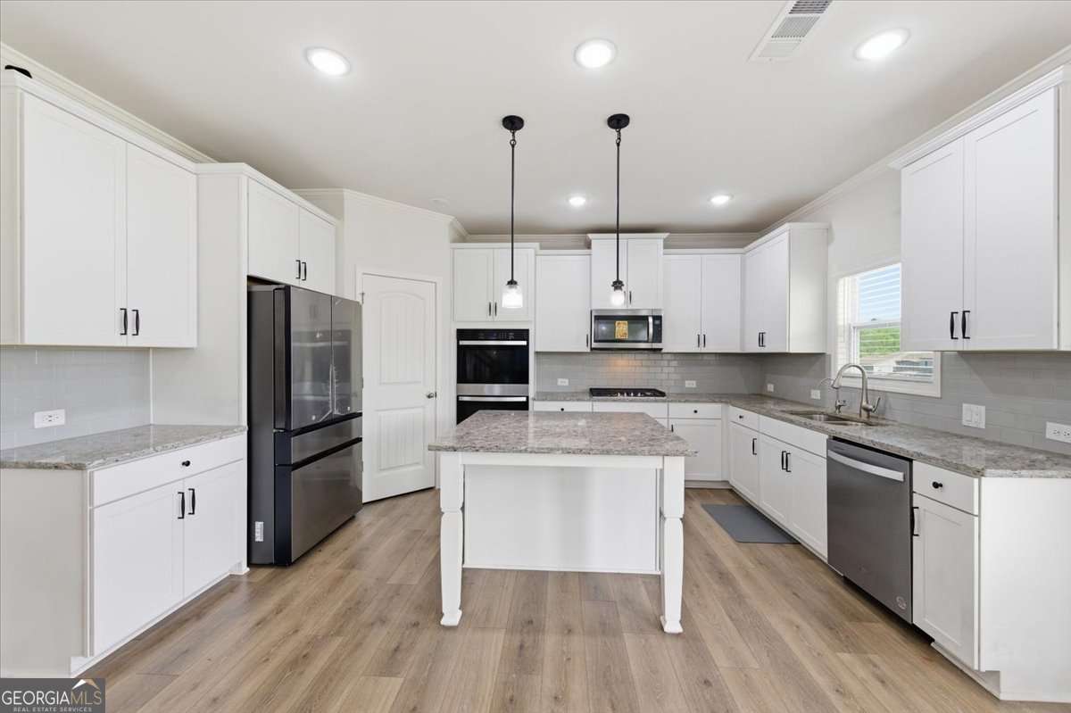 880 Garnet Drive Acworth GA 30101