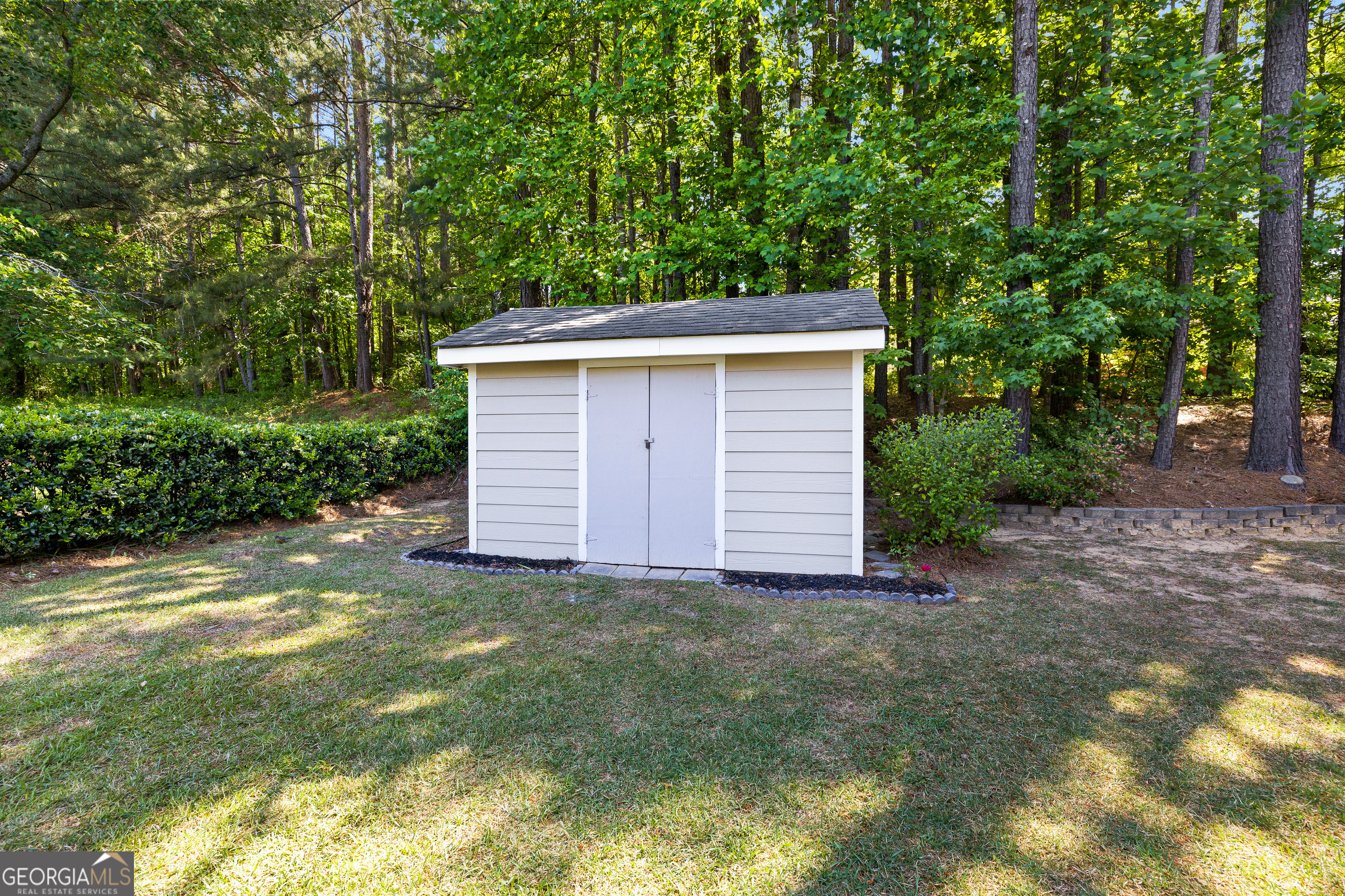 140 Lakeside Court Fayetteville GA 30214