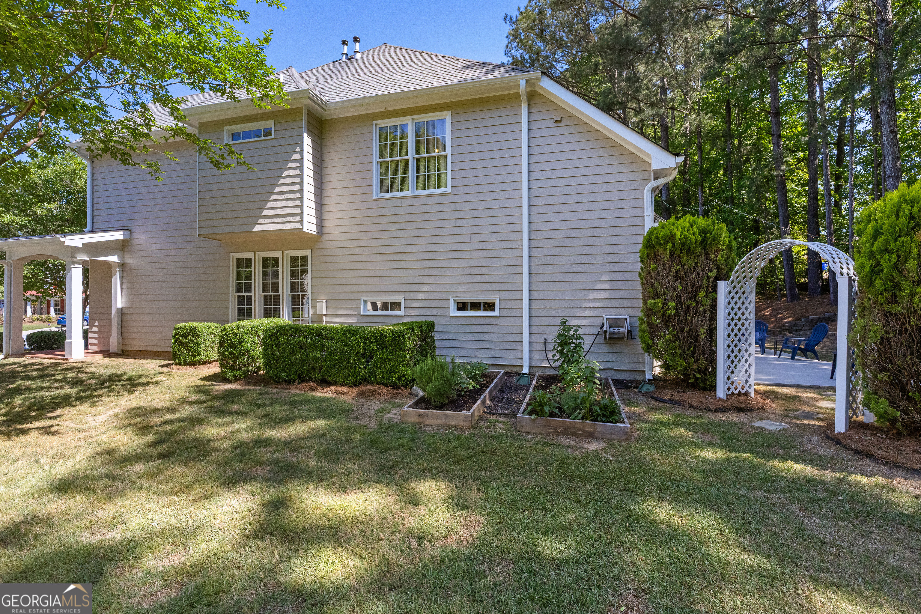 140 Lakeside Court Fayetteville GA 30214