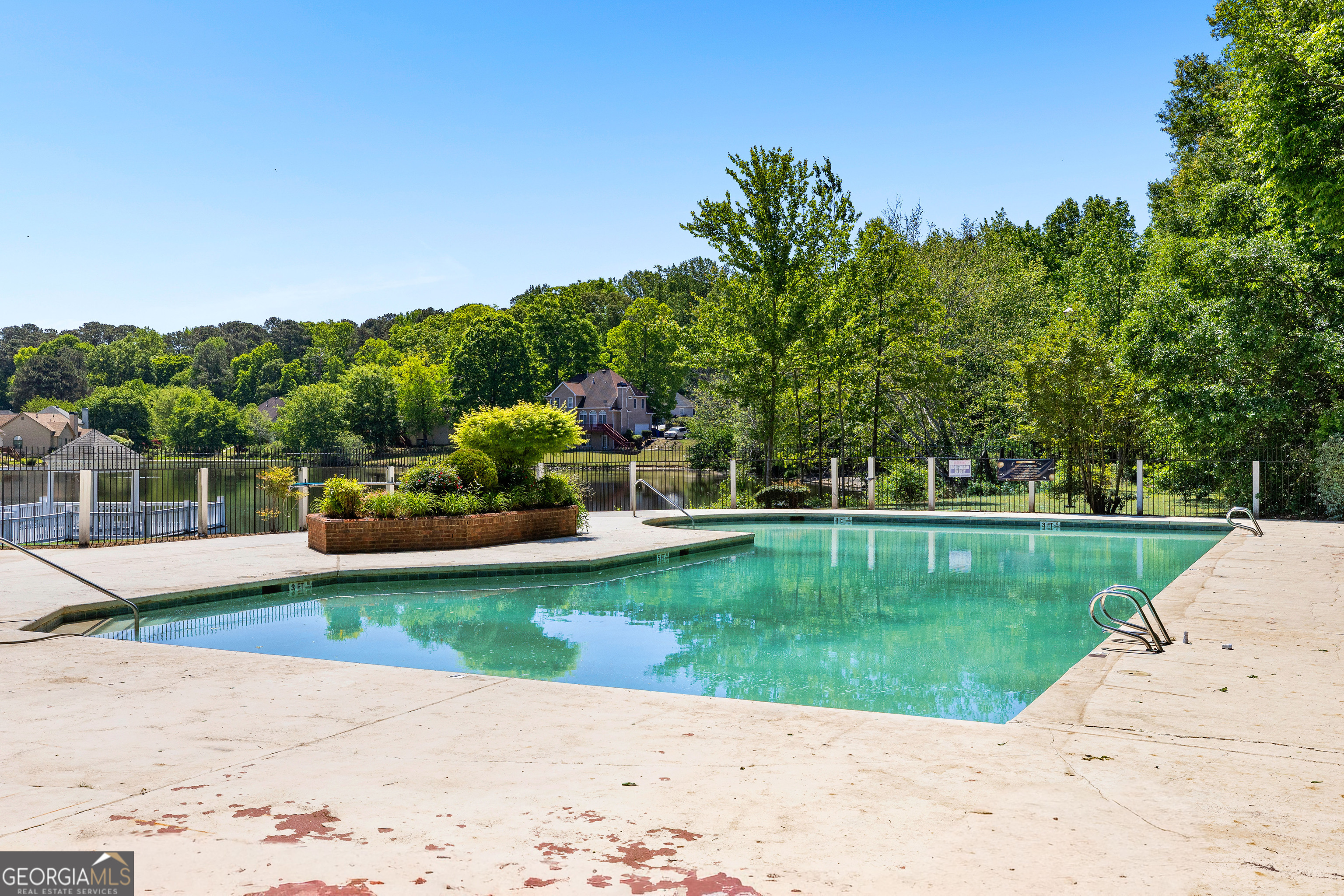 140 Lakeside Court Fayetteville GA 30214