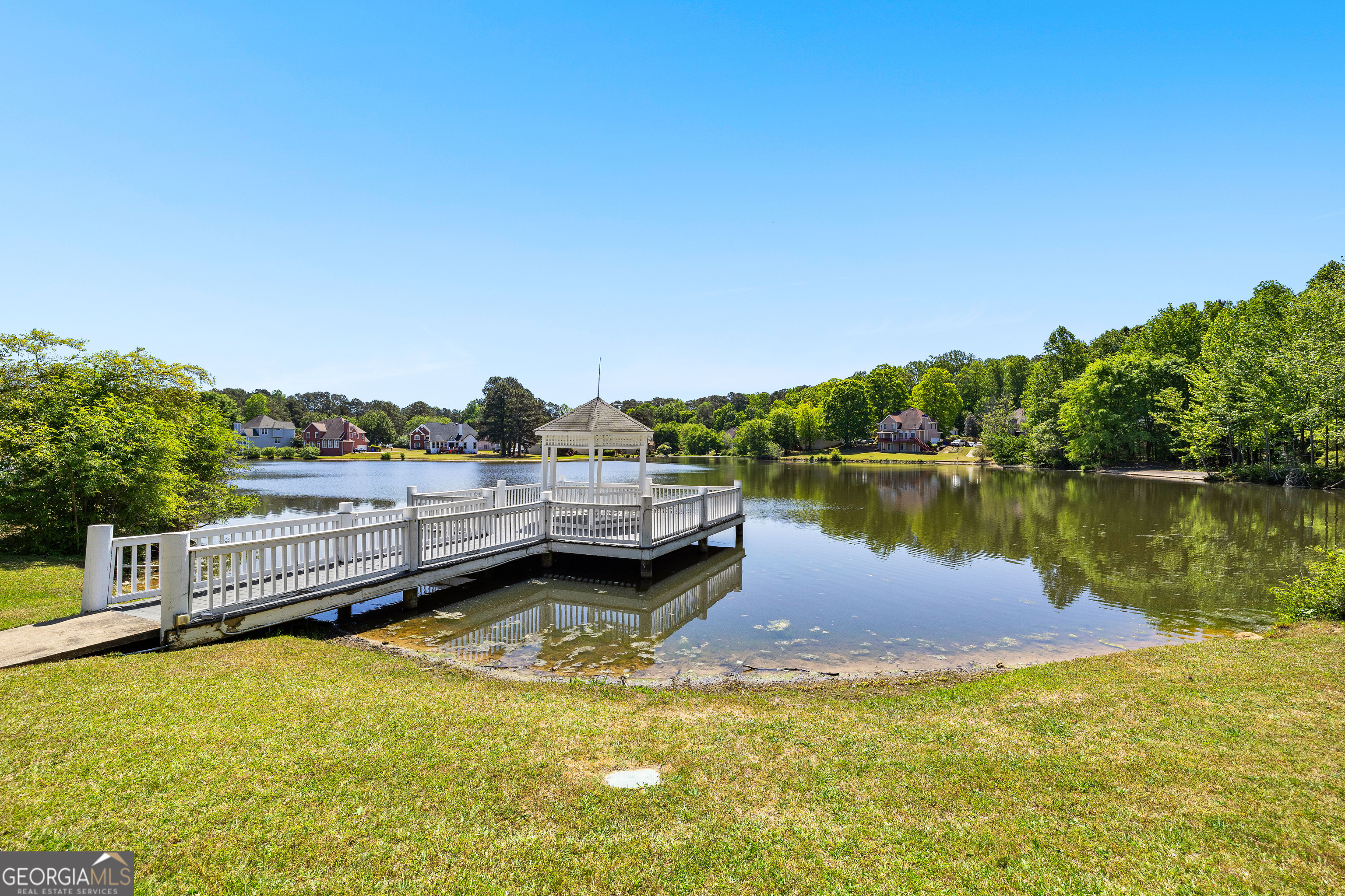 140 Lakeside Court Fayetteville GA 30214