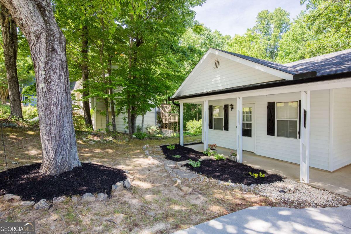 4181 Warren Road Flowery Branch GA 30542