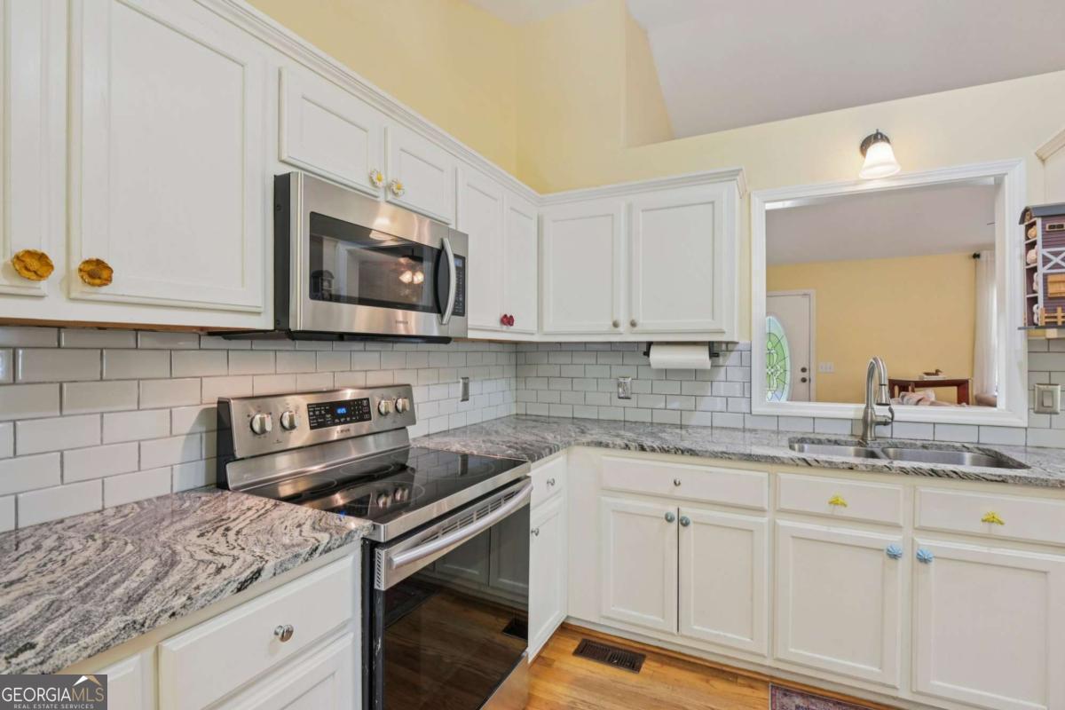 29 Wey Bridge Court White GA 30184