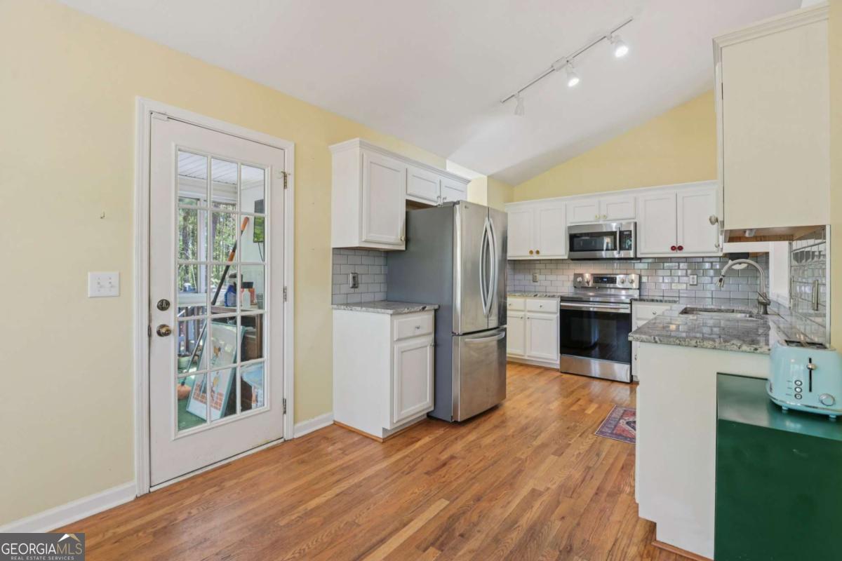 29 Wey Bridge Court White GA 30184