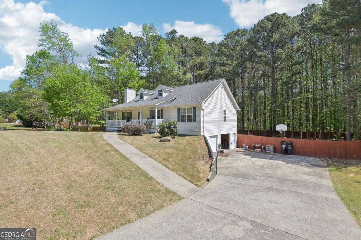 29 Wey Bridge Court White GA 30184