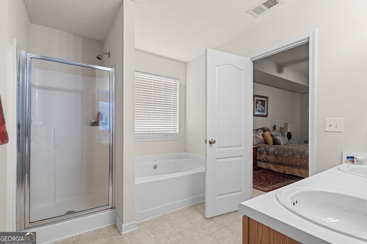 6232 Polar Fox Court Riverdale GA 30296