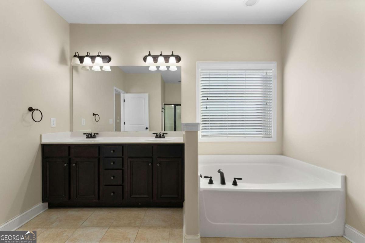 10 Canterbury Walk SE Cartersville GA 30120